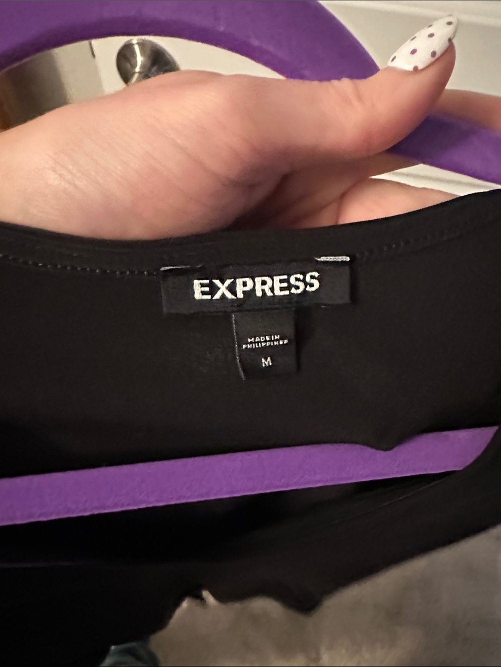 Express Black V-Neck Sleeveless Bodysuit NWOT - Picture 3 of 4